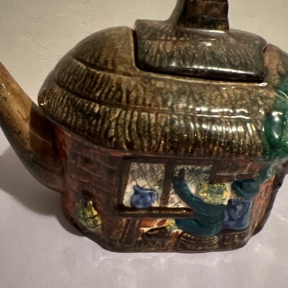 Vintage Collectible Tony Wood Cottage Teapot Staffordshire England - Picture 2 of 10